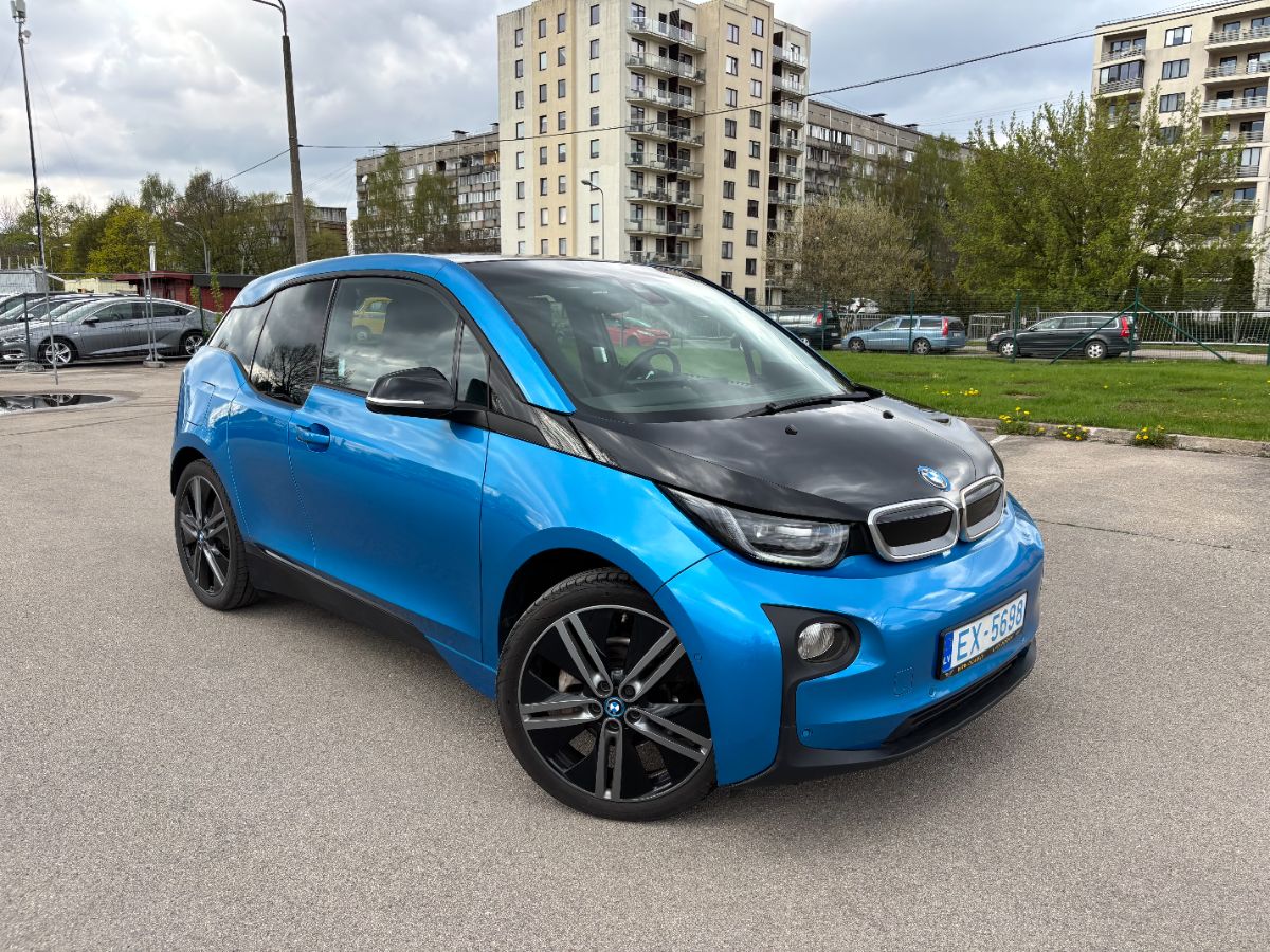 BMW i3