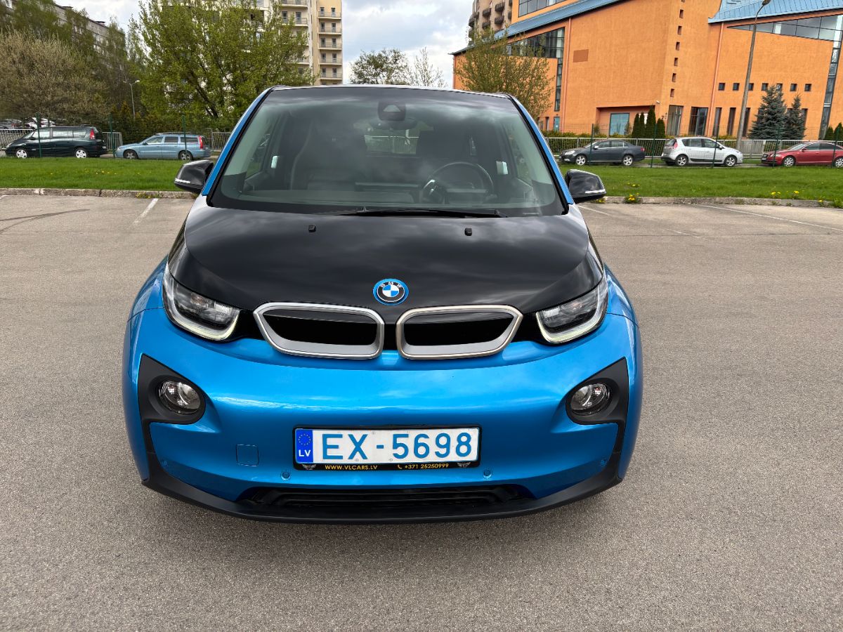BMW i3