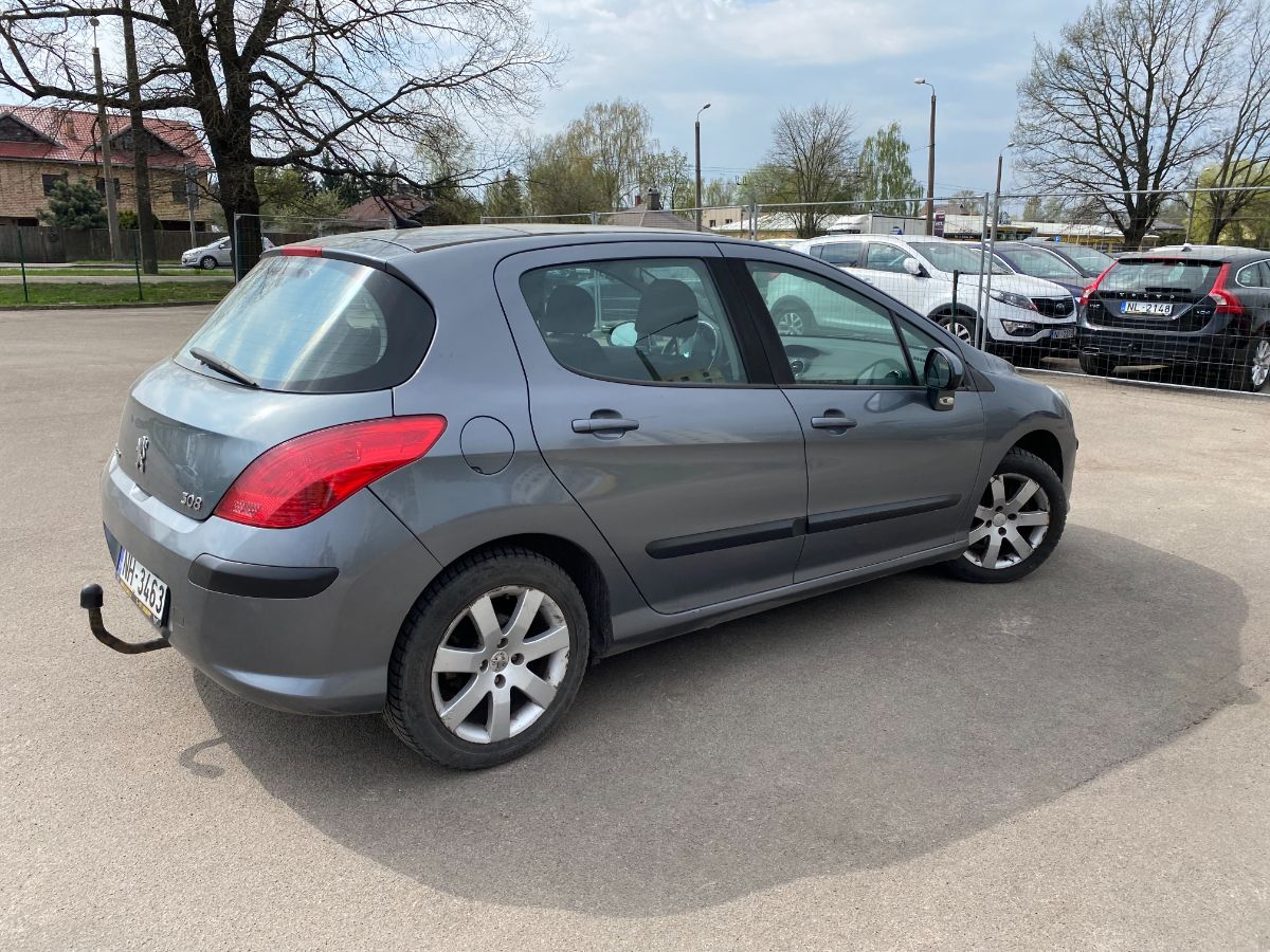 Peugeot 308
