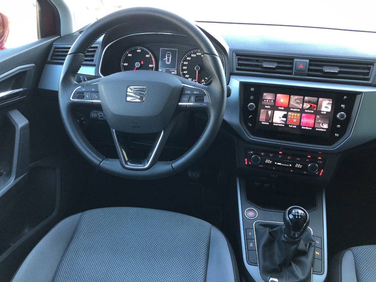 Seat Arona