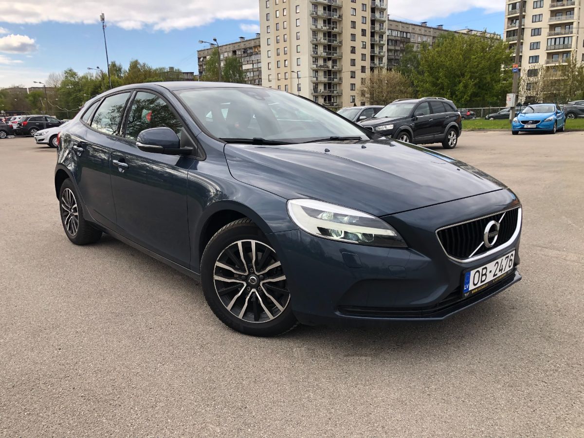 Volvo V40