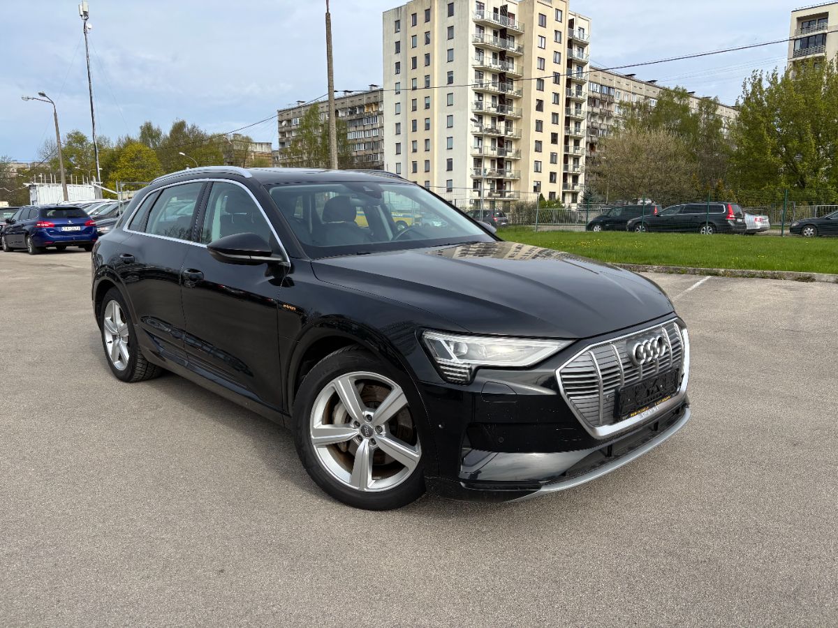 Audi E-tron