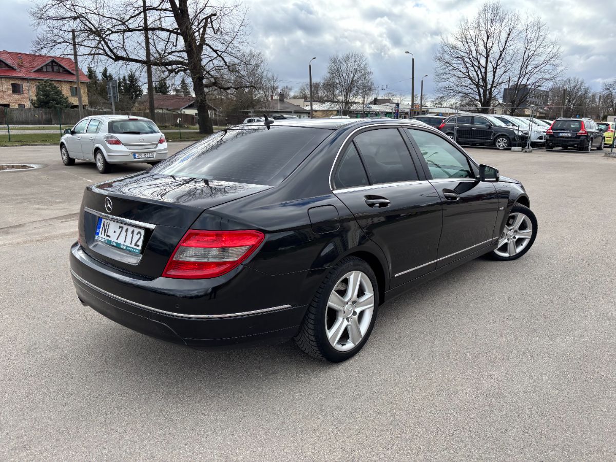 Mercedes C200