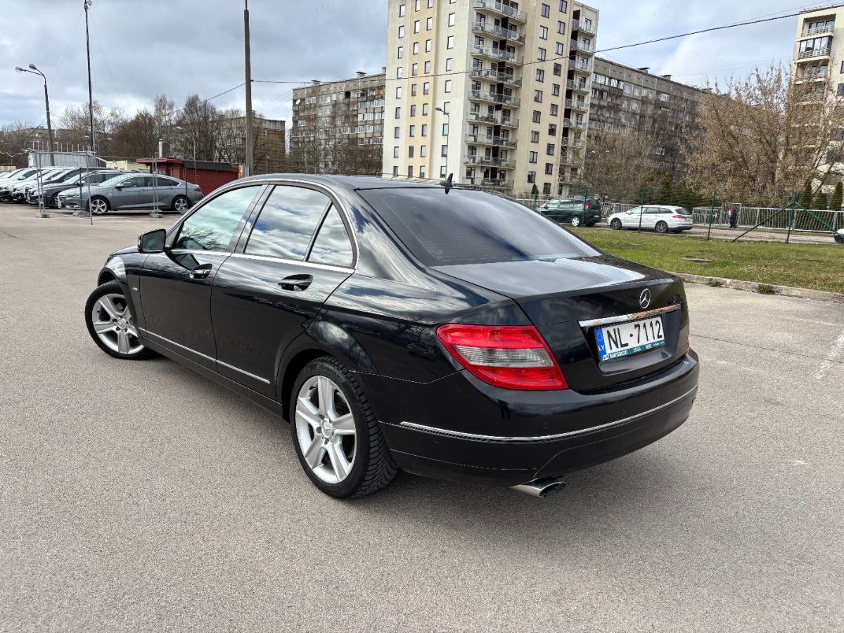 Mercedes C200