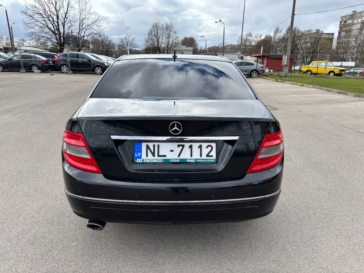 Mercedes C200