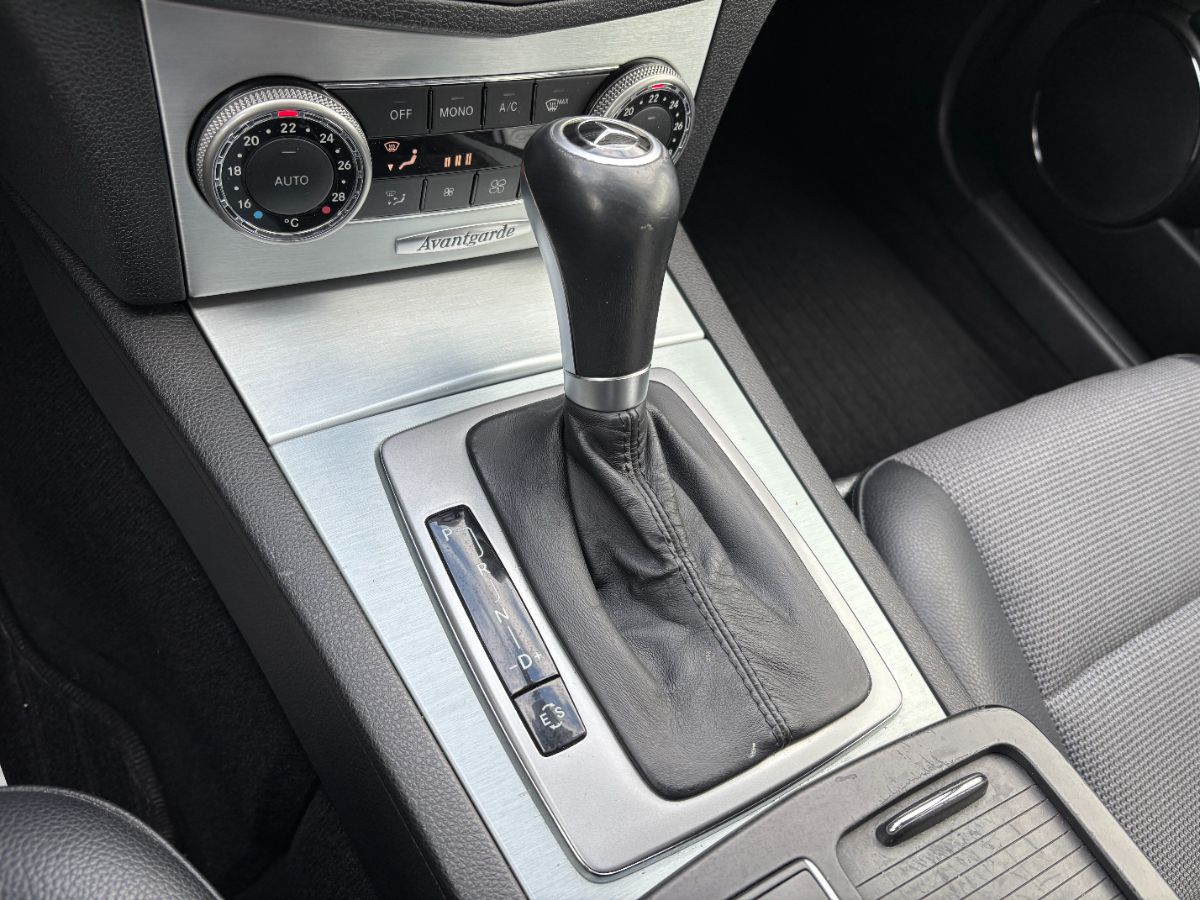 Mercedes C200