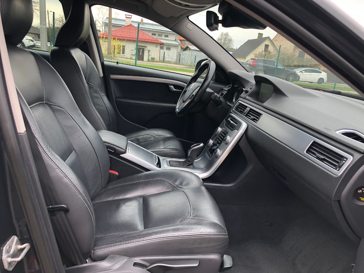 Volvo V70