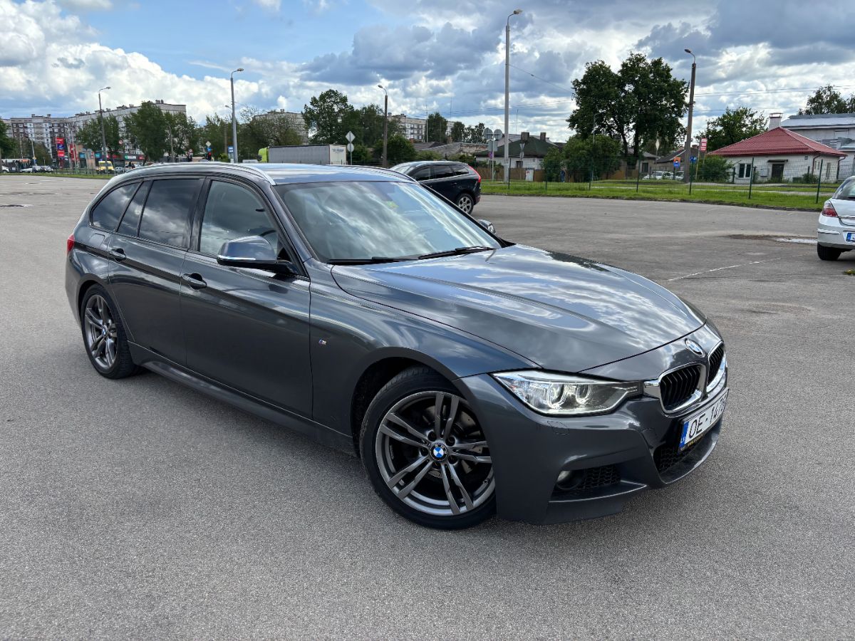 BMW 320