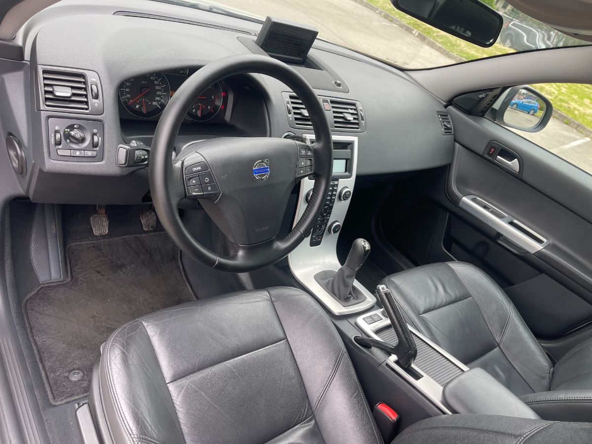 Volvo S40