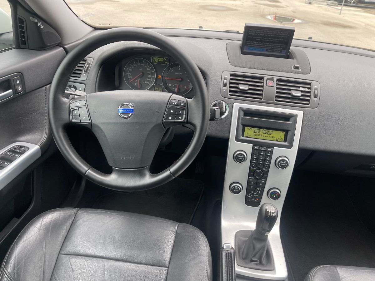 Volvo S40