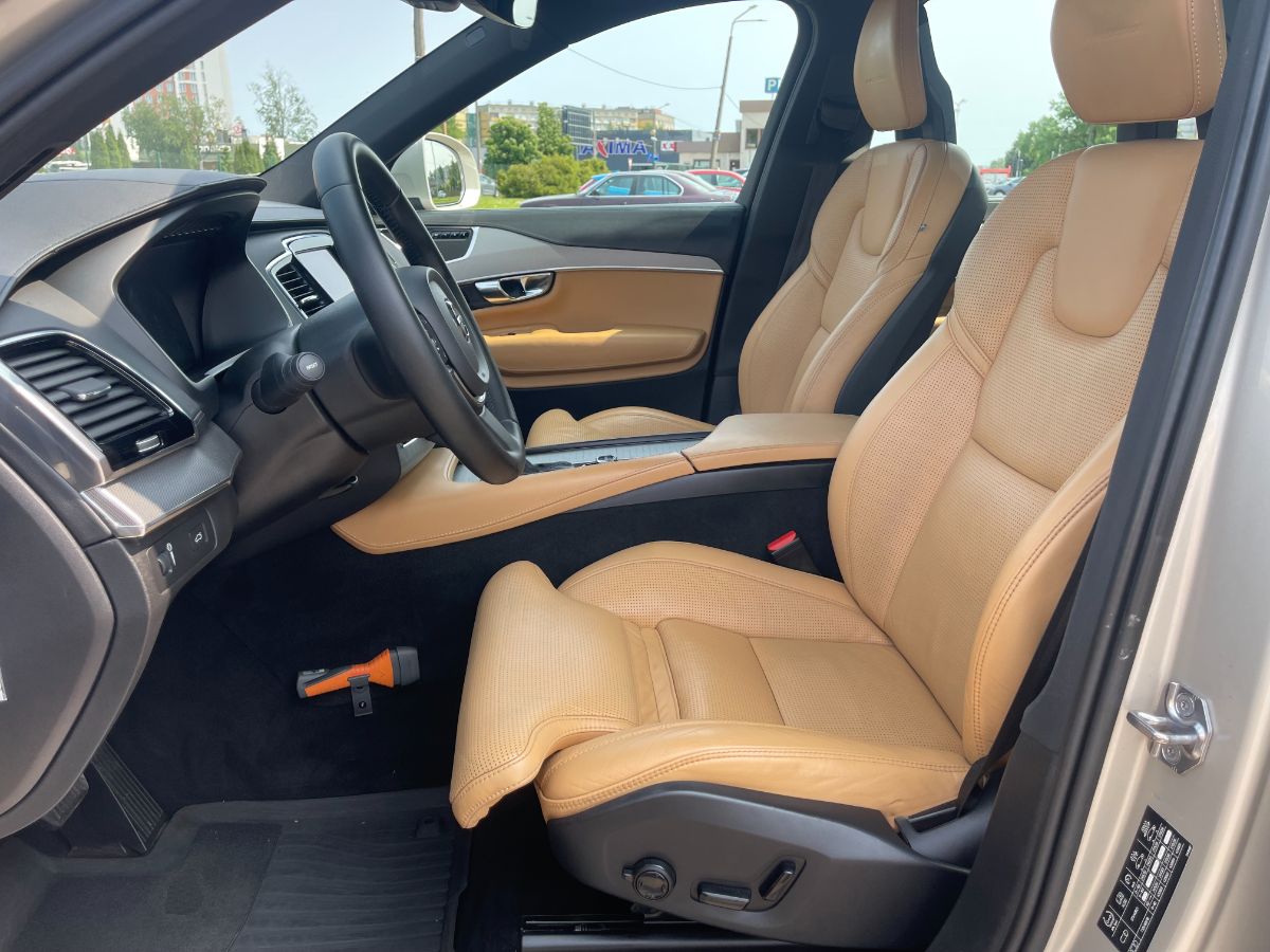 Volvo XC 90