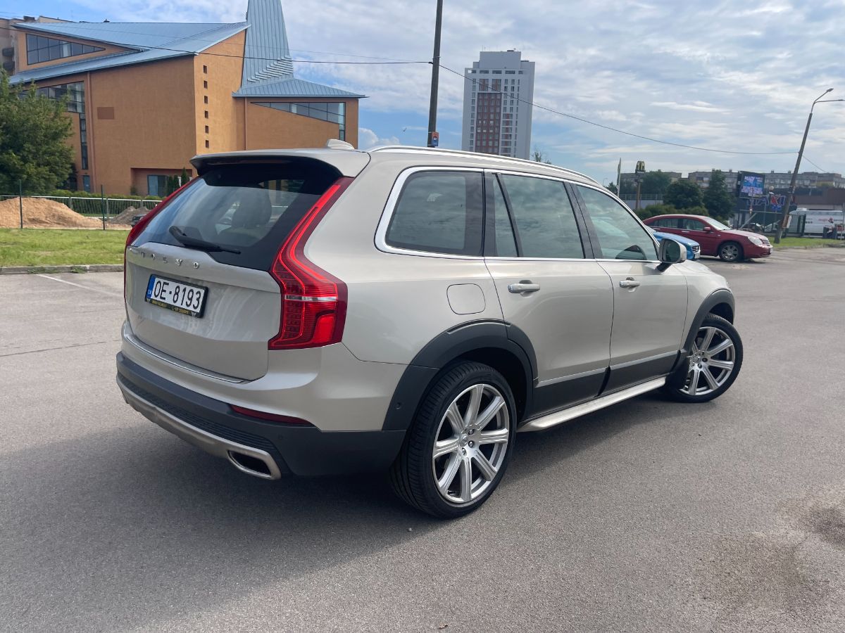Volvo XC 90