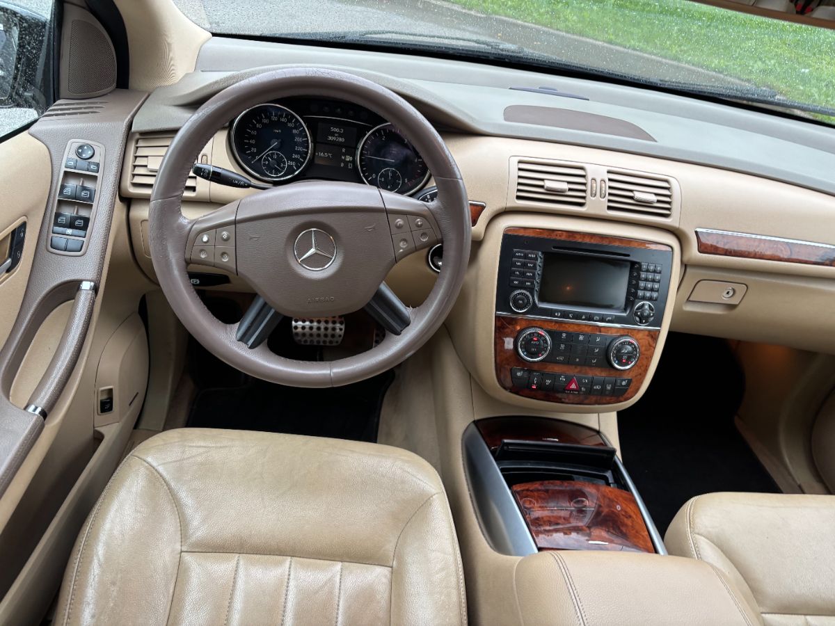 Mercedes R280